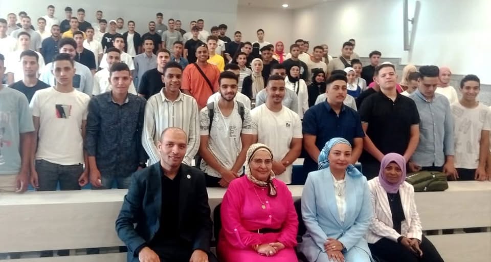 تعلن كلية الحقوق جامعة حلوان عن بدأ الدراسة ببرنامج الدراسات القانونية باللغة العربية (نظام الساعات المعتمدة ) بكلية العلوم الإنسانية بالجامعة الأهلية